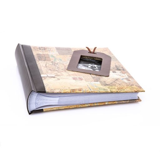 Kenro Kusso Travel Lagguage Tag fotóalbum, memo, 200db 10x15, ablakos borító, térkép minta, barna