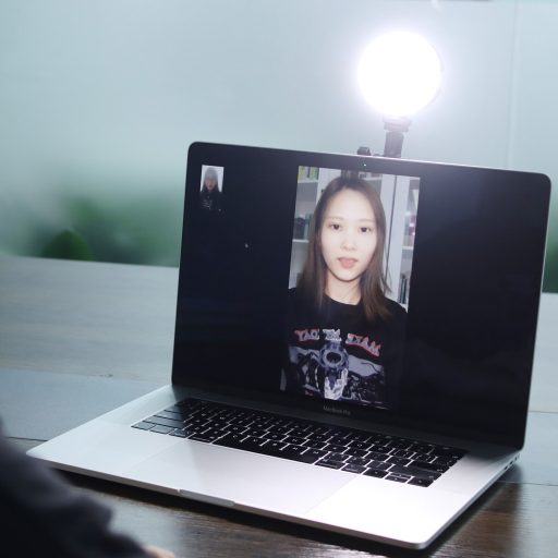 Ulanzi Vijim VL69 LED lámpa szett tapadókoronggal